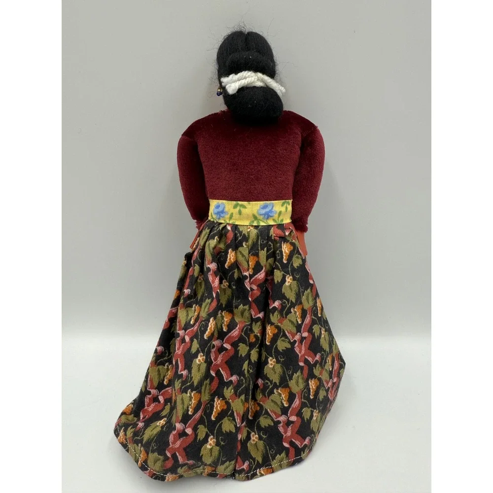 Vintage Navajo Style Handmade‎ Cloth Doll Velvet Bodice Beaded Jewelry 10 Inch